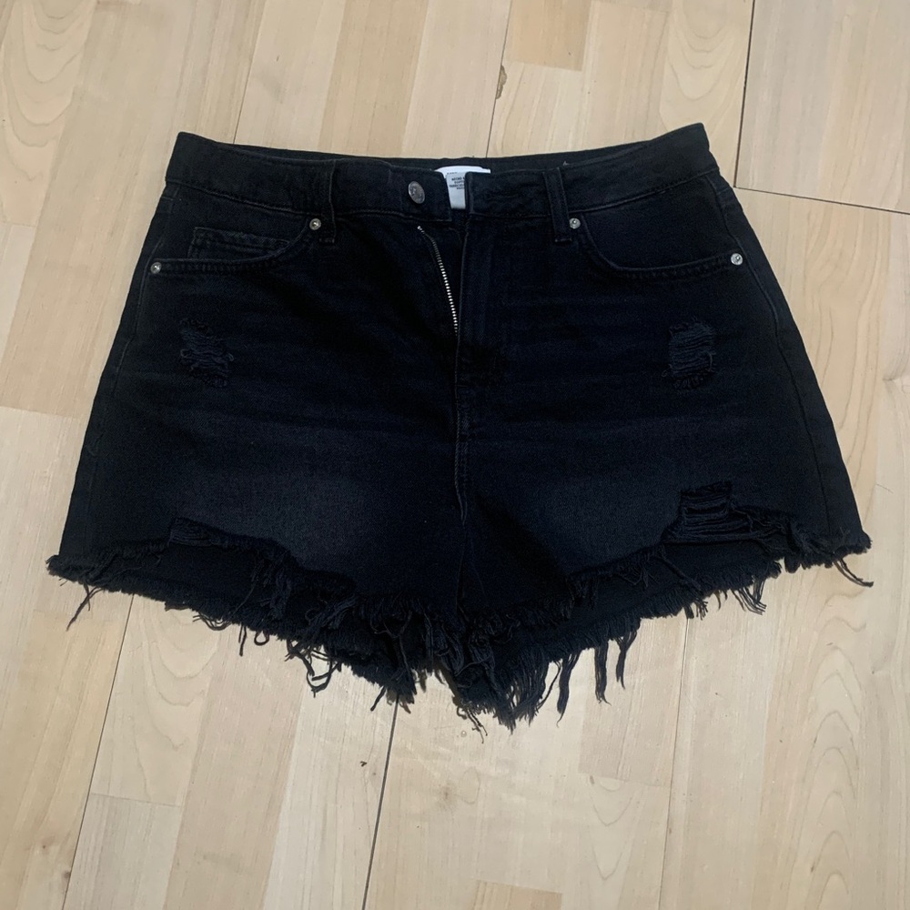 Forever 21 Retro High Rise Black Shorts